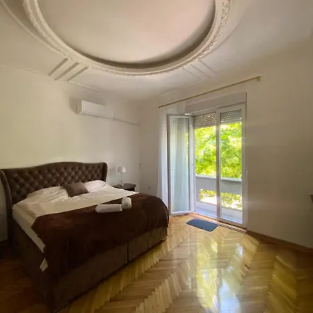 Apartment Washington